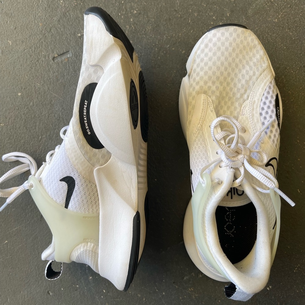 Nike Sneakers